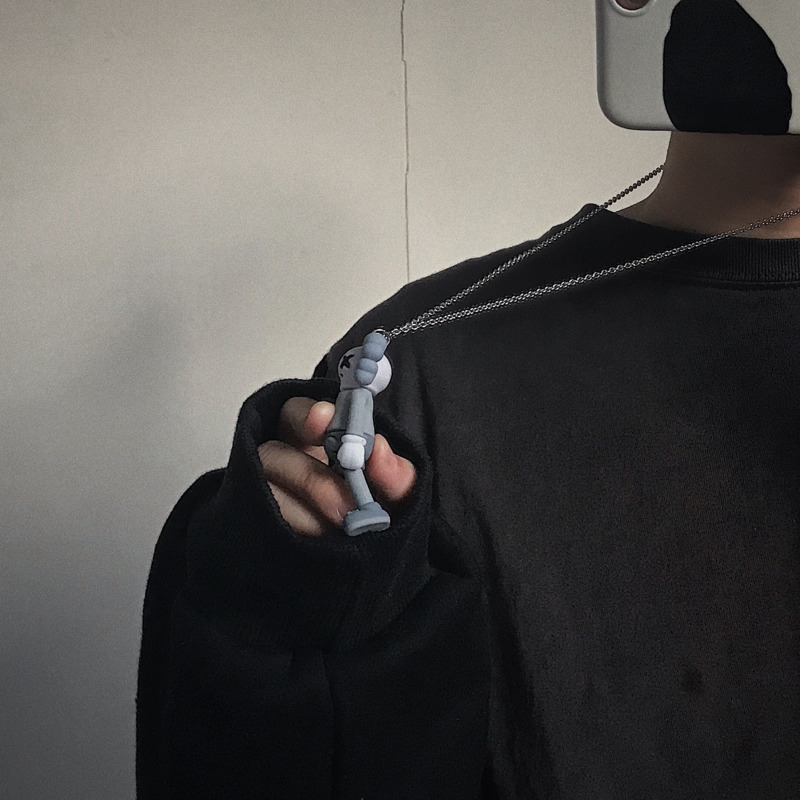 Dây Chuyền Mặt Hình Kaws Phong Cách Đường Phố Cá Tính
