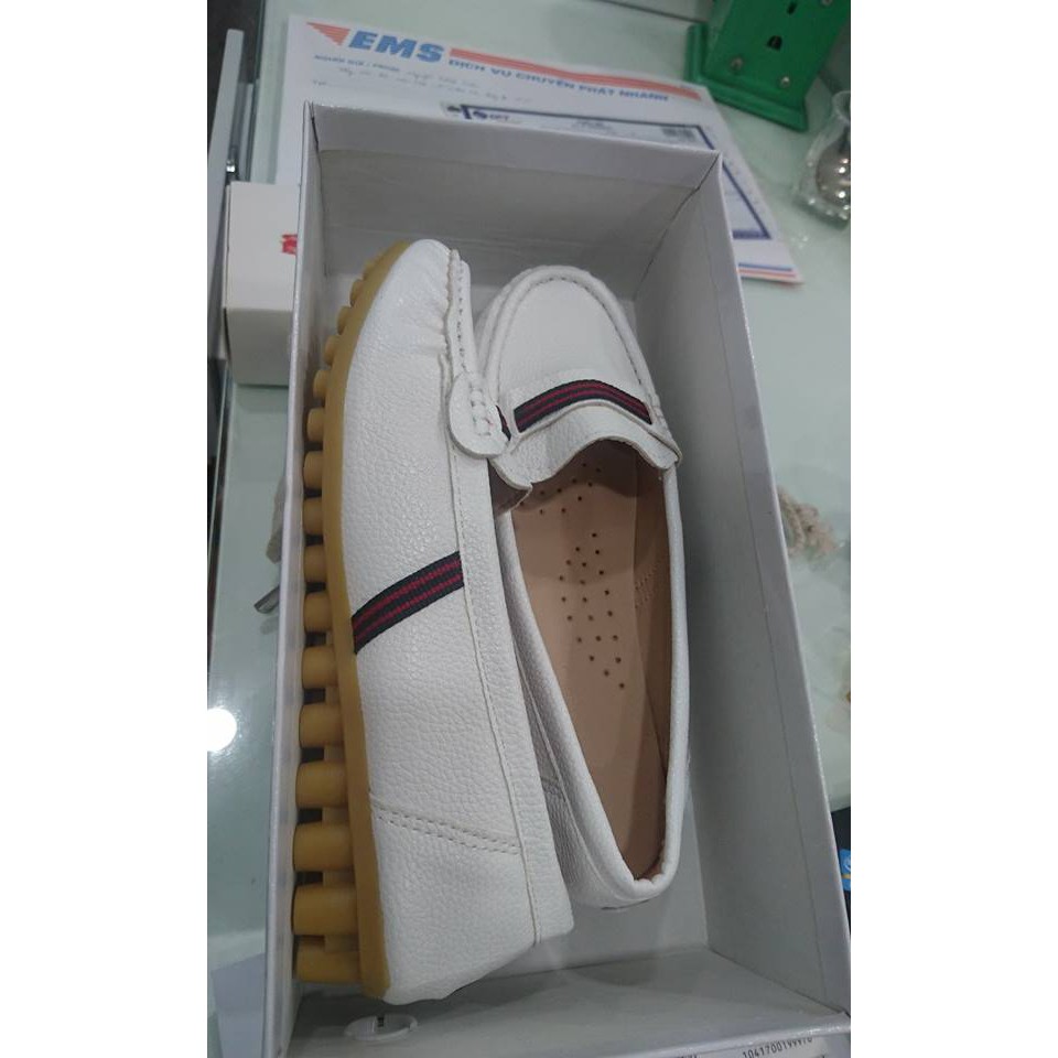 GIÀY RẺ XẢ XẢ XẢ CÒN DUY NHẤT 1 ĐÔI SIZE 36 MỚI TINH E SALE NHANH