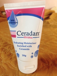 Kem dưỡng ẩm ceradan hydra