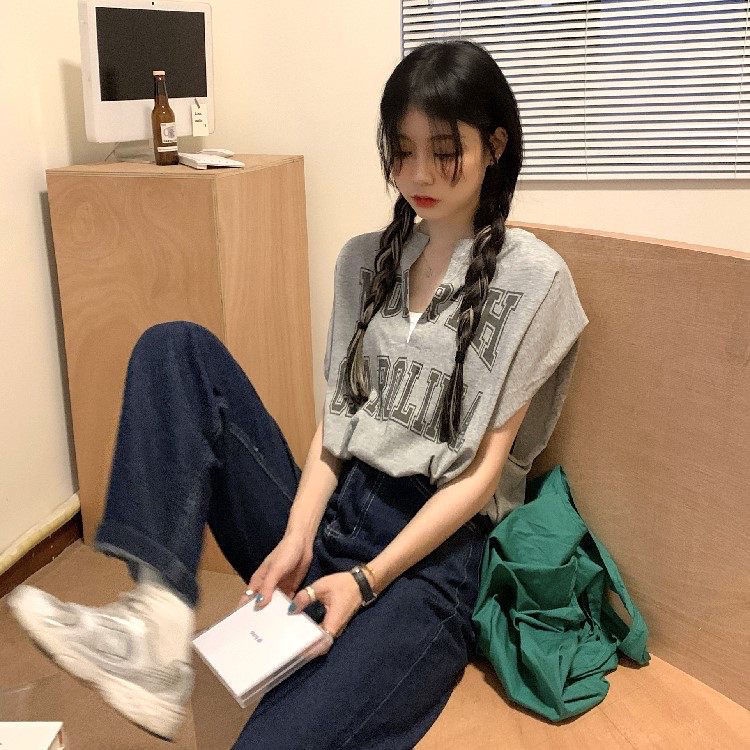 Áo Thun Không Tay Cổ Chữ V Giả Hai Lớp Cá Tính Dành Cho Nữ