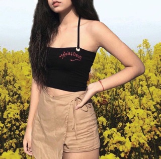 Áo croptop dây yếm