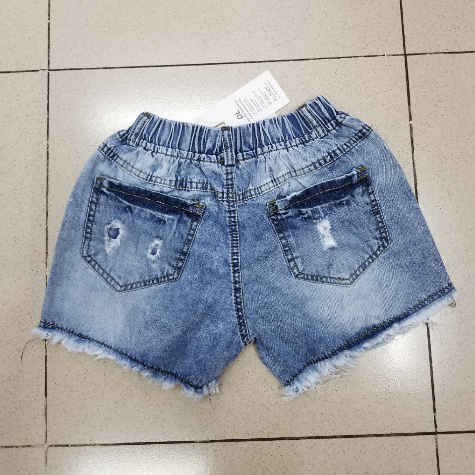 Quần short jean thêu hoa bé gái size đại