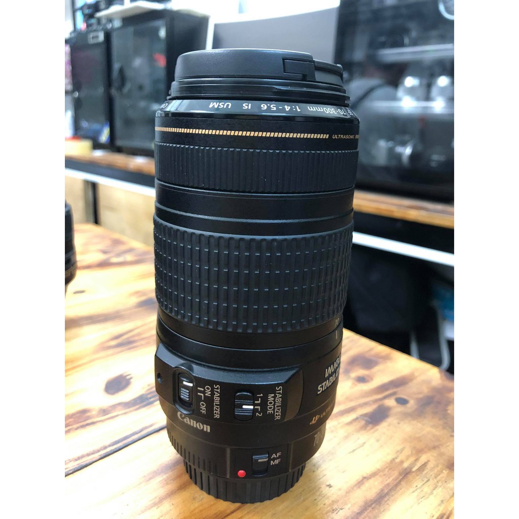 Ống kính Canon EF 70-300mm IS USM