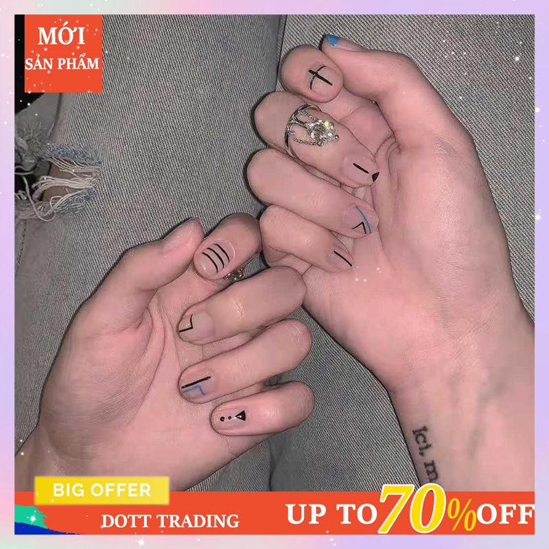 Miếng Dán Móng Tay Chống Nước Họa Tiết Trắng Đen Phong Cách Cá Tính