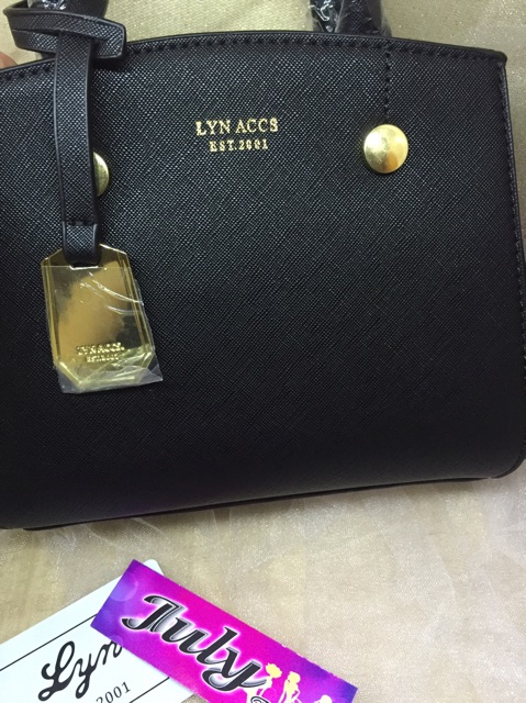 Túi Lyn lucia accs est 2001 size 22 cm chất da xước đẹp