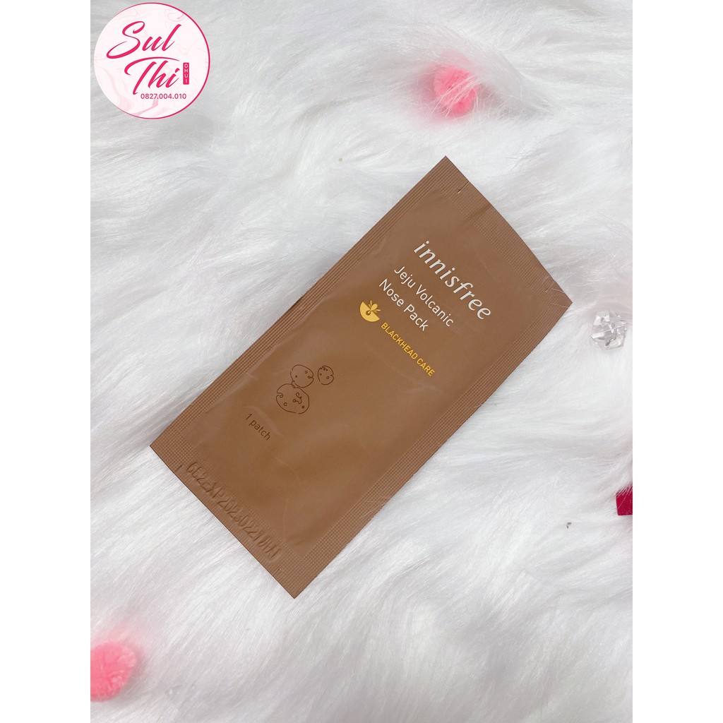 Mặt nạ lột mụn đầu đen Innisfree Jeju Volcanic Nose Pack