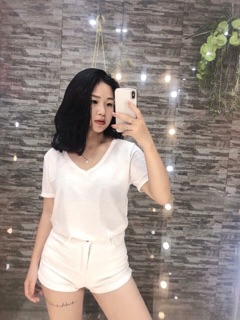 Áo thun cổ tim