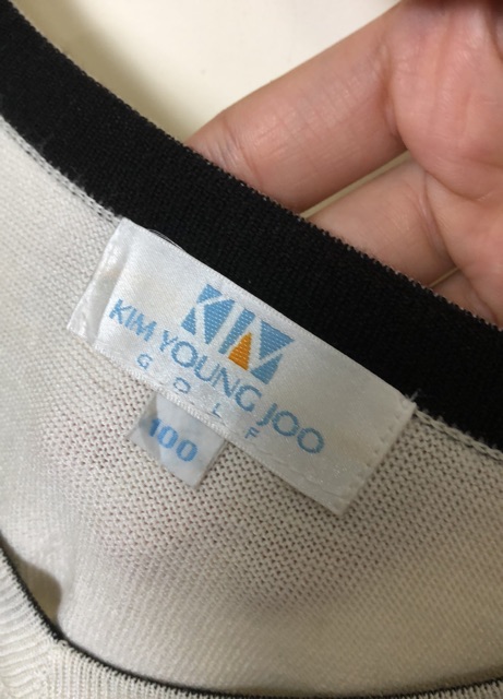 Áo len mongtoghi nữ cổ tim 2hand chất mới đẹp size XL