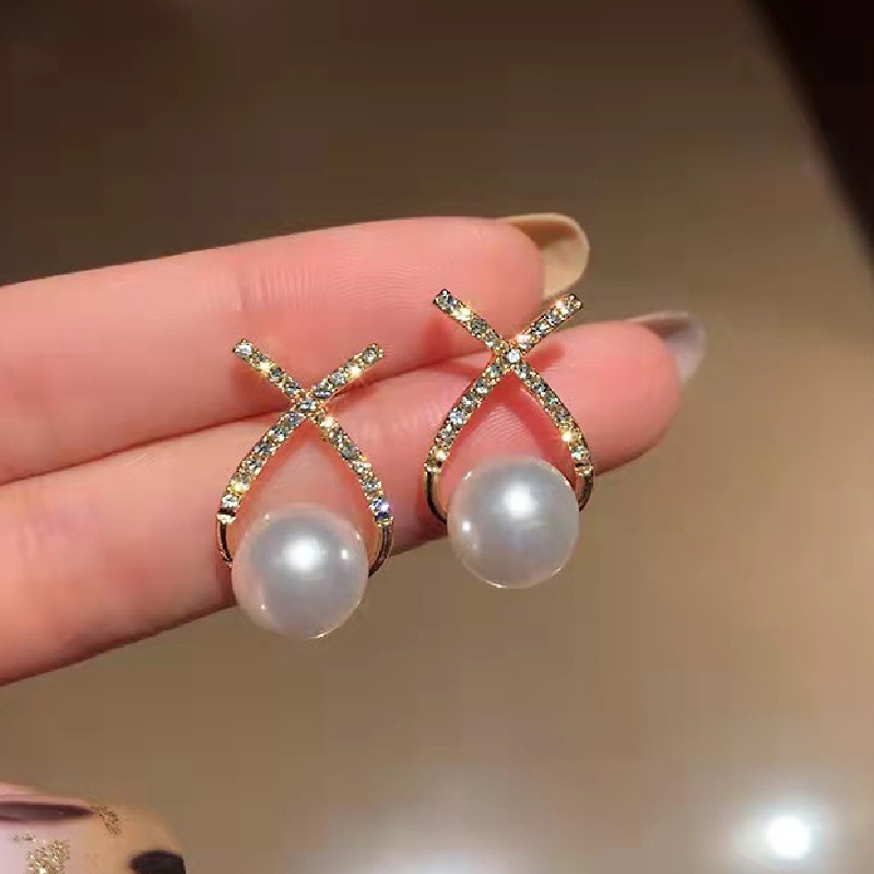 Khuyên Tai Kim Loại Đính Hạt Giả Ngọc Trai Nhã Nhặn Mới