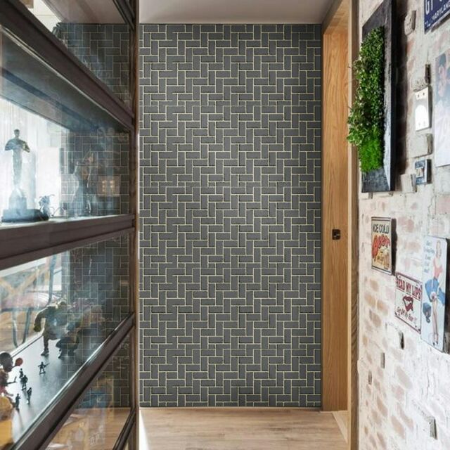 Decal giấy dán tường giả gạch đan xen (khổ rộng 45cm)