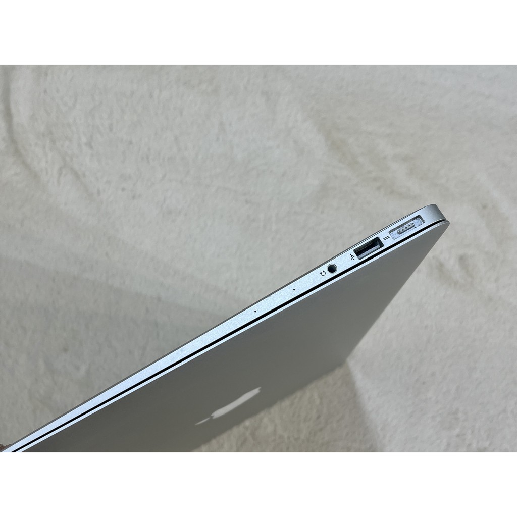 Máy tính Macbook Air (13 inch, 2017) Core i5 / RAM 8GB / SSD 128GB MQD32