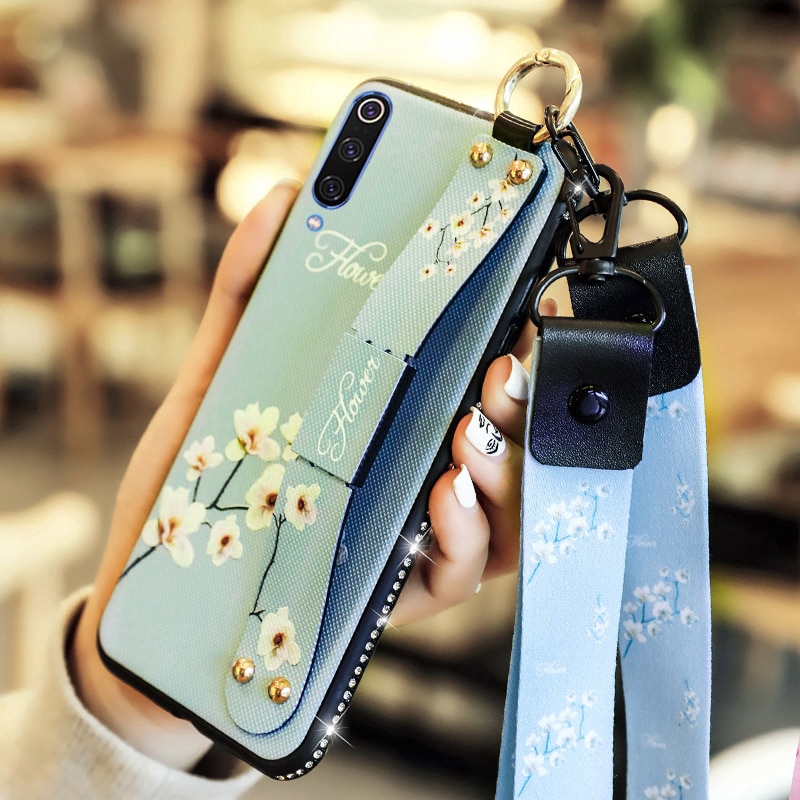 Soft Diamond Lanyard Flower Wristband Phone Case for Xiaomi Redmi Note 8 Pro 8T 7 5 K20 K30 Pro Mi 10 Pro Note 10 9T Pocophone X2 back Cover
