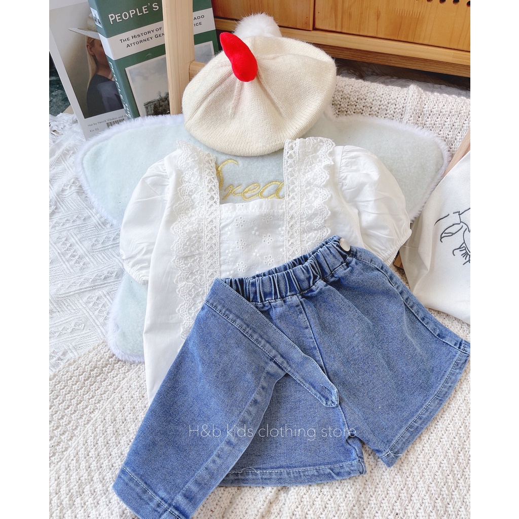 Set áo trắng phối ren kết hợp với quần jeans giả váy Boomkids Store