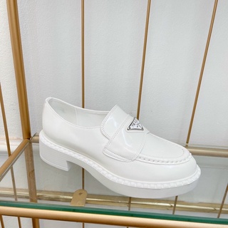 Giày moca nữ .PraDa màu Đen Trắng đủ size