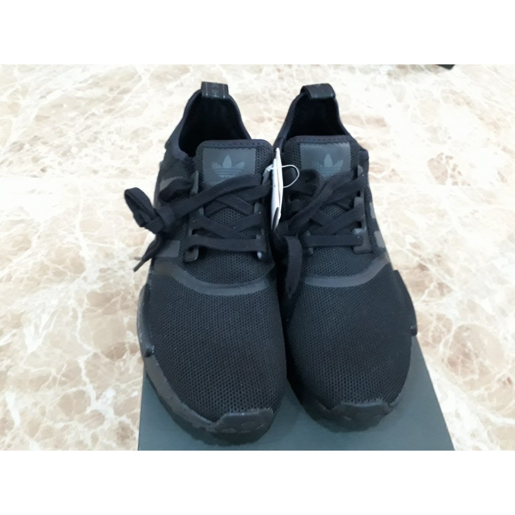 nmd r1 all black