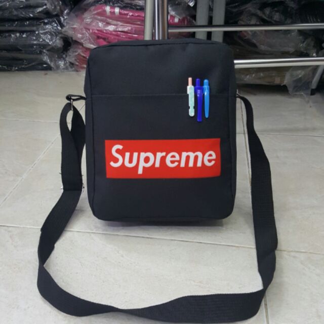 Túi đeo chéo supreme