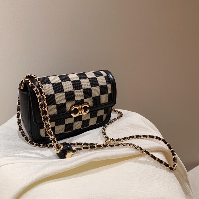 Túi 𝐂𝐡𝐢𝐨'𝟐𝐧𝐝 nền caro khóa kim loại