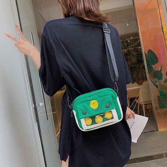 💥HOT TREND💥 Túi đeo chéo tặng kèm con vịt CUTE vải canvas bền, giữ form túi