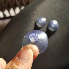 MIẾNG NHỰA HÍT KÊ KÍNH MẶT BÀN LOẠI NHỎ/ TO