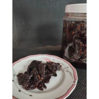 Khô bò đen trộn bánh tráng