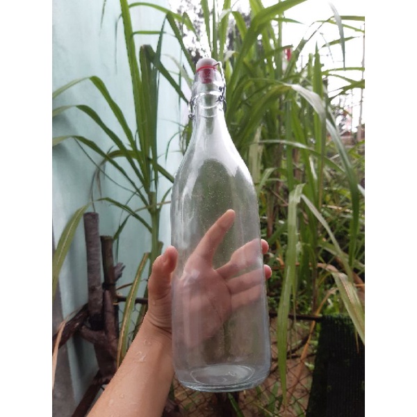 Chai thủy tinh nắp bật 1L