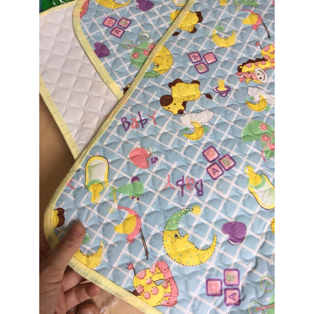 Chiếu nhựa chống thấm Đài Loan loại đại (73 x78 cm)