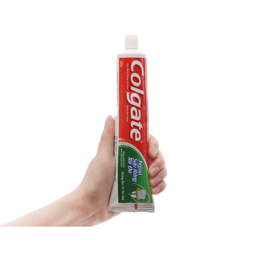 Kem đánh răng Colgate ngừa sâu răng tối đa 225g tặng bàn chải cao cấp