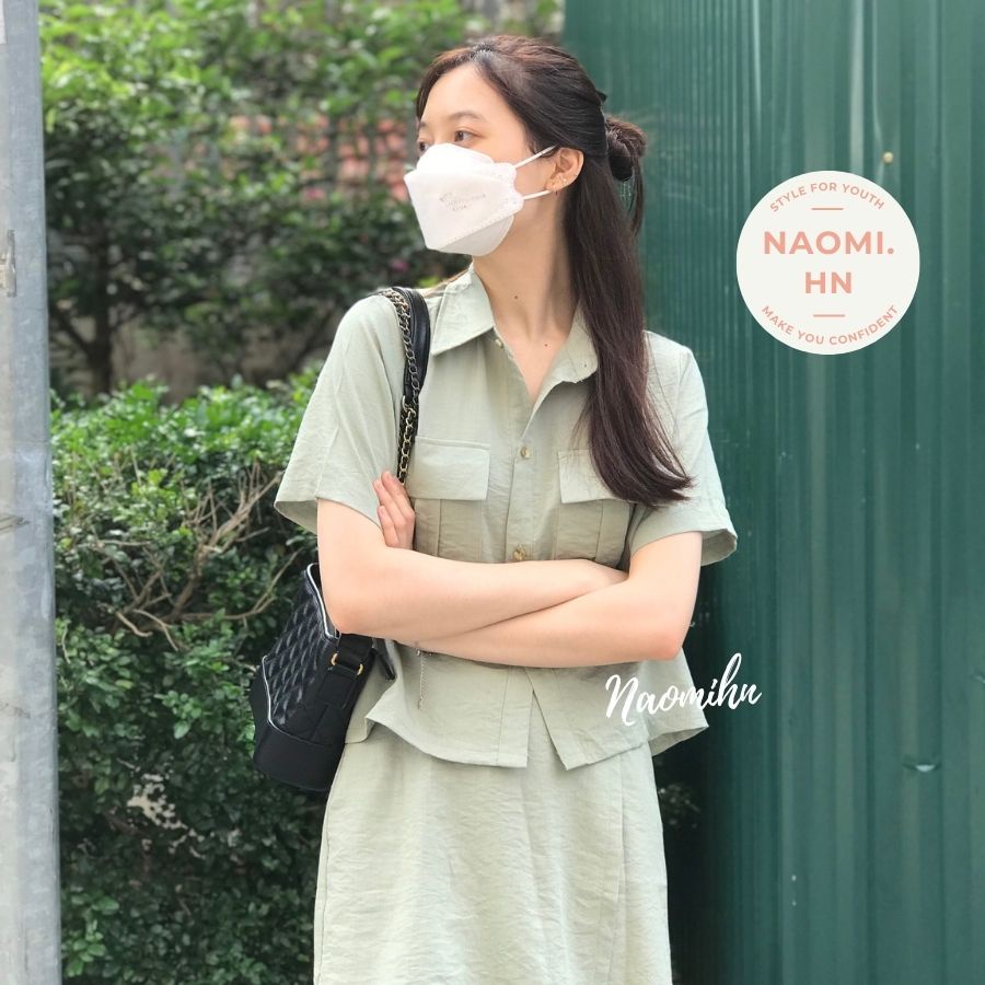 Set đồ nữ sơ mi cộc tay túi ngực form croptop kèm quần giả váy ngắn vạt lệch chất đũi siêu thích. Set basic nhiều màu