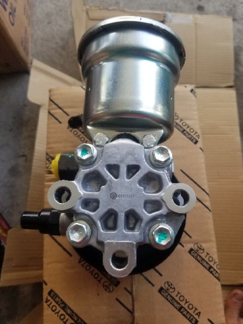 Bơm trợ lực toyota innova