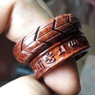 Combo nhẫn gỗ sừng khắc om mani padme hum