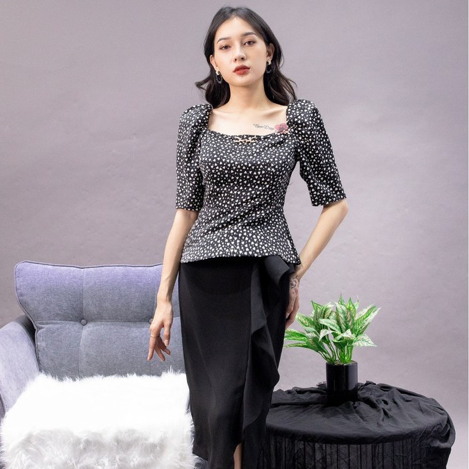 Áo Sơ mi cổ vuông vai chun, đai cổ Emspo SMM2624