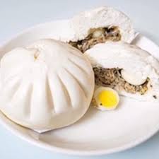 Bánh bao nhân thịt trứng cút, trứng muối Thành Phát