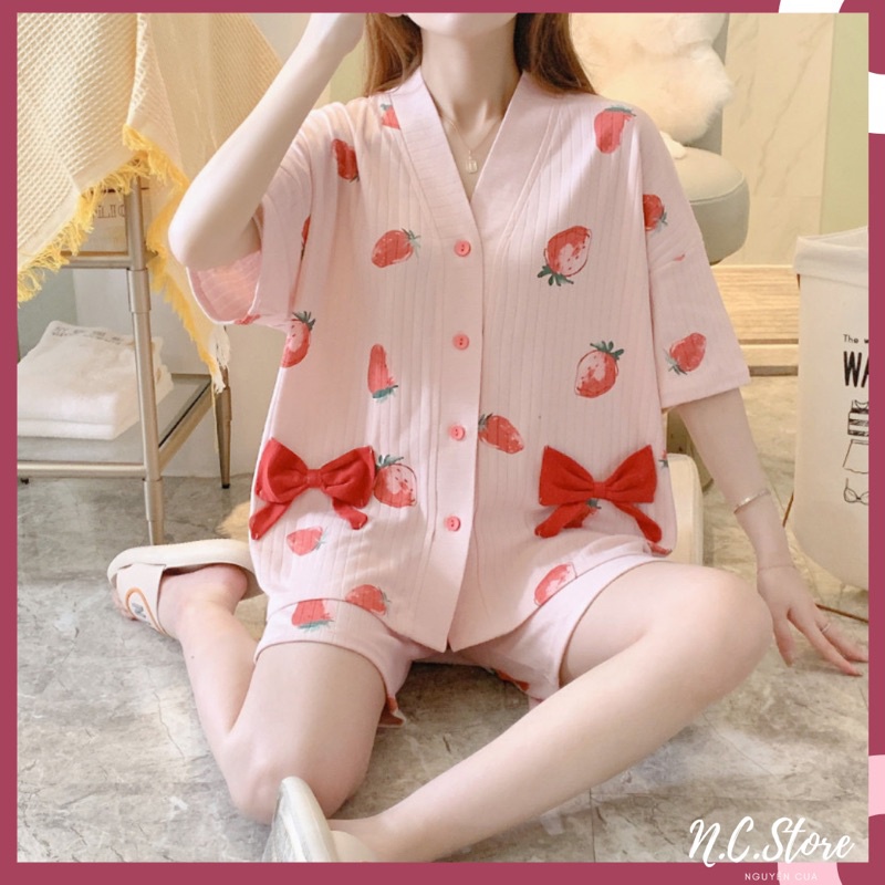 Bộ Ngủ Cộc Kẻ Sọc Cổ V Siêu Dễ Thương