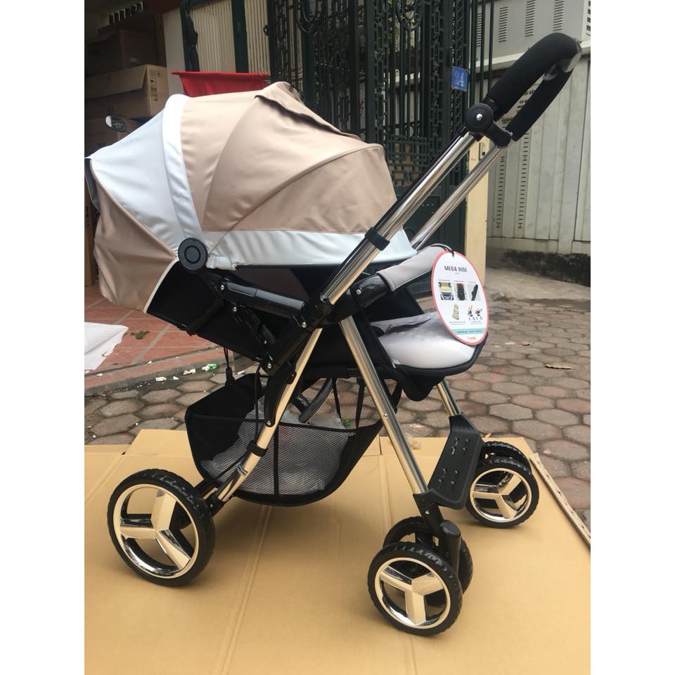 Xe đẩy Mega Ride Deluxe Combi Nhật Bản