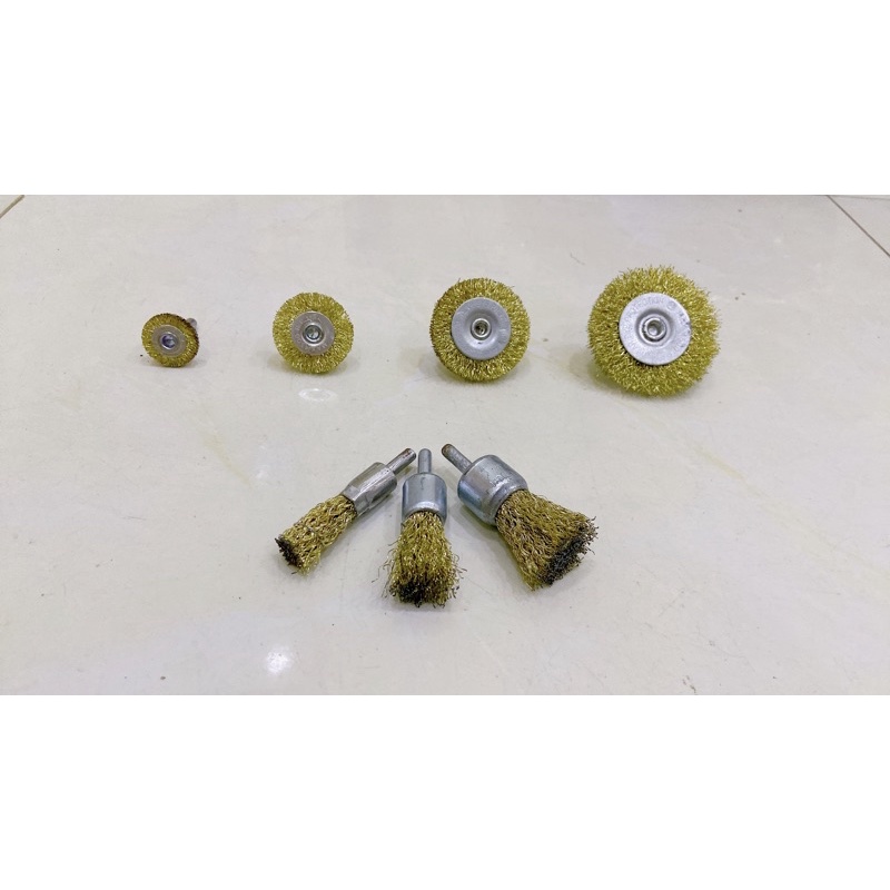 chổi cước cán 6