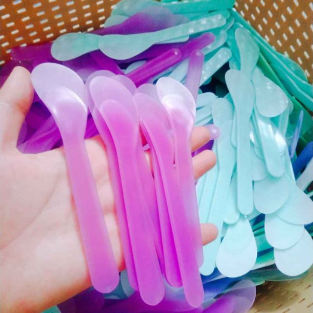 COMBO 100 QUE ĐẮP MASK