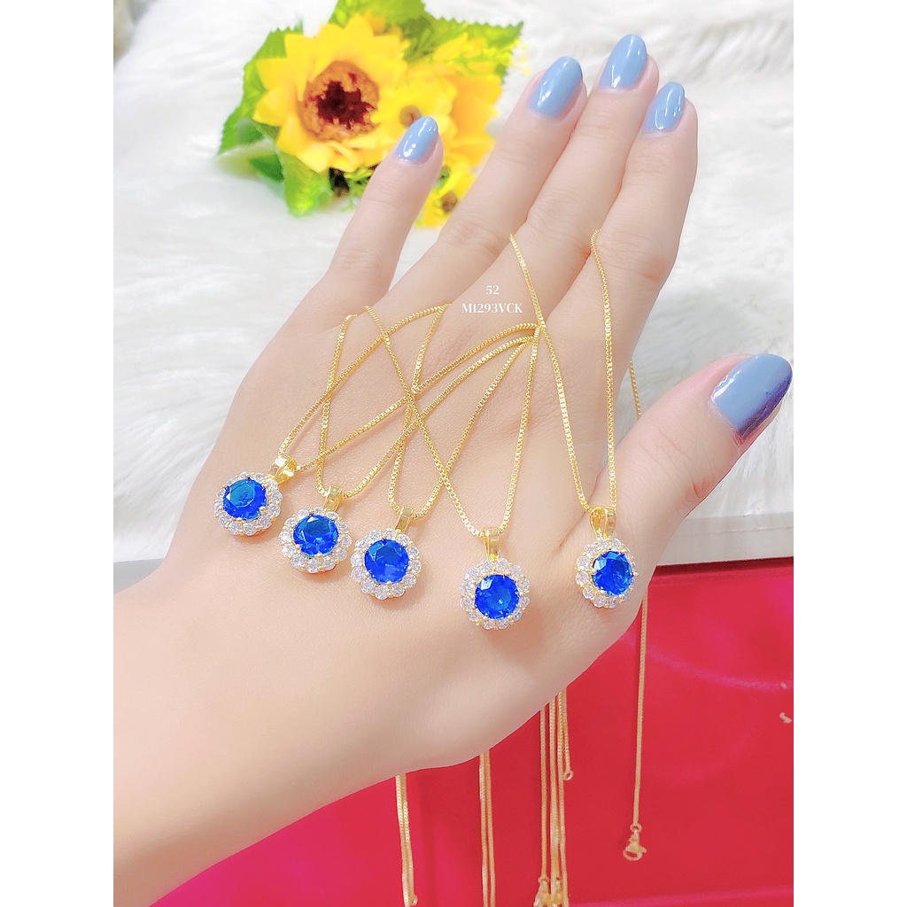 UHA - Mặt dây chuyền nữ mạ vàng 18K kiểu dáng sang trọng M1293VCK-52