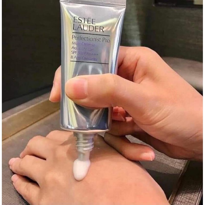 Kem chống nắng Estee Lauder Perfectionist Pro Aqua UV 30