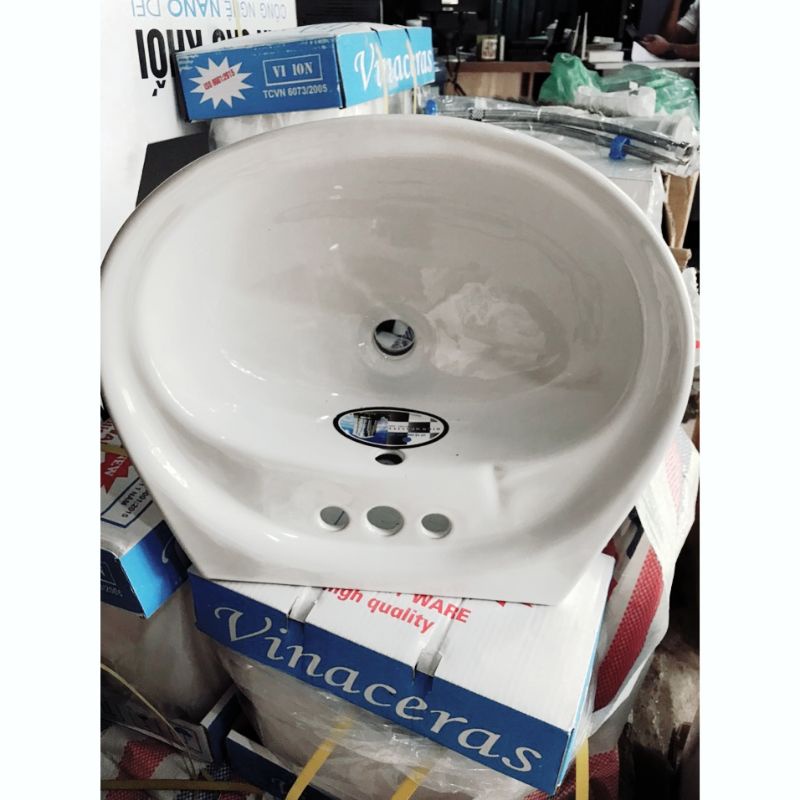 Chậu rửa lavabo 3 lỗ rẻ Thái Bình Kích thước: 50D*43R*17C mm kèm giá đỡ chậu