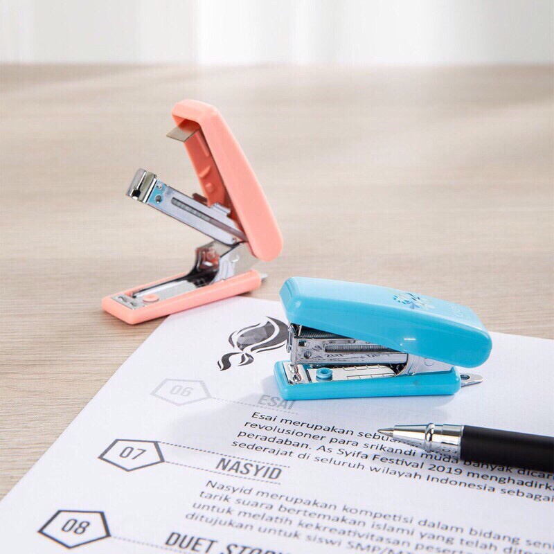 Dập ghim mini deli e0222