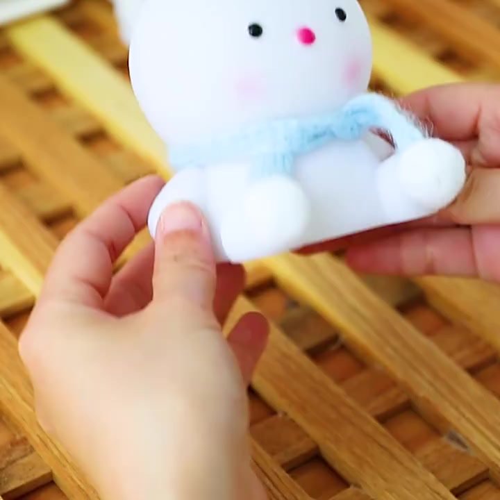 Đèn Ngủ Led Mini Không Dây Để Bàn trang trí phòng Hình Vịt Trắng, Gấu Đeo Nơ Siêu Dễ Thương Warm&Cute LA03 | BigBuy360 - bigbuy360.vn