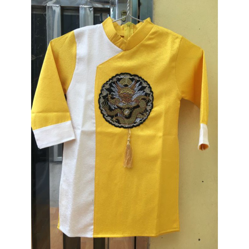 Áo dài cách tân bé trai 2020,vải gấm cao cấp, thêu mặt hổ  habgf đẹp