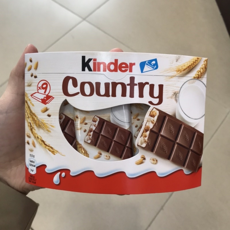 Bánh Chocolate Kinder Country hộp 211,5g (9 thanh)