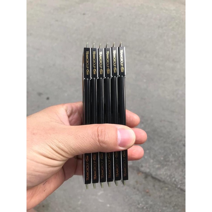 Ram TEAMGROUP ELITE PLUS 8GB DDR4 3200MHz - Tản Đen - Bảo hành hãng 4/2024