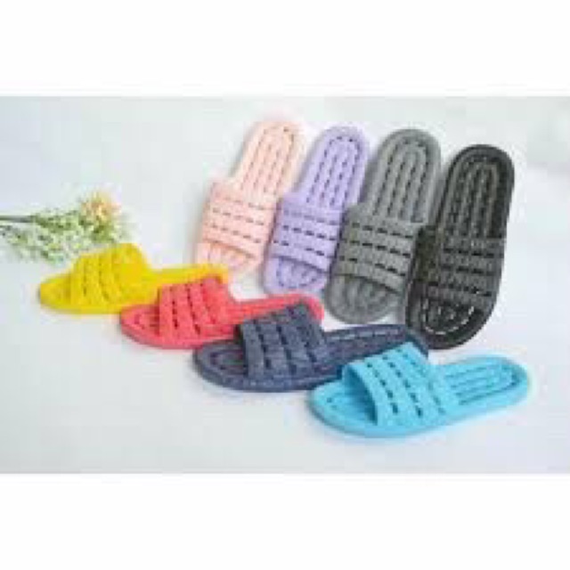 Dép lỗ dẻo siêu bền đi trong nhà xuất Hàn (hàng có sẵn - được chọn màu chọn size ) | BigBuy360 - bigbuy360.vn