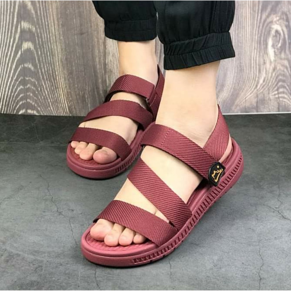 Giày sandal nữ FACOTA hồng mận quai dù, đi học [Freeship]