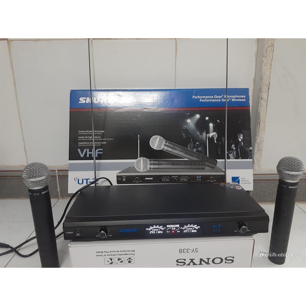 [Mã ELHACE giảm 4% đơn 300K] Bộ Micro Karaoke Không Dây Shure UT2 Cao Cấp - Cực Nhạy Âm Thanh Vang,Trong, Sáng