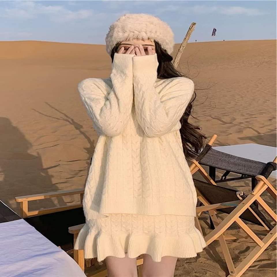 SET ÁO LEN VÀ CHÂN VÁY ĐUÔI CÁ - MÃ