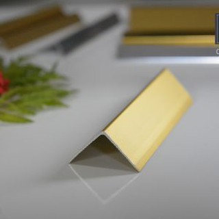 Nẹp nhôm V trang trí( Giá chỉ 50k/cây) << SĐT 0365704534 Ông Bụt>>