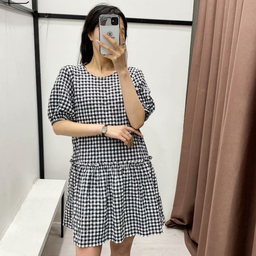 Váy ZARA kẻ caro đen trắng đuôi cá E240